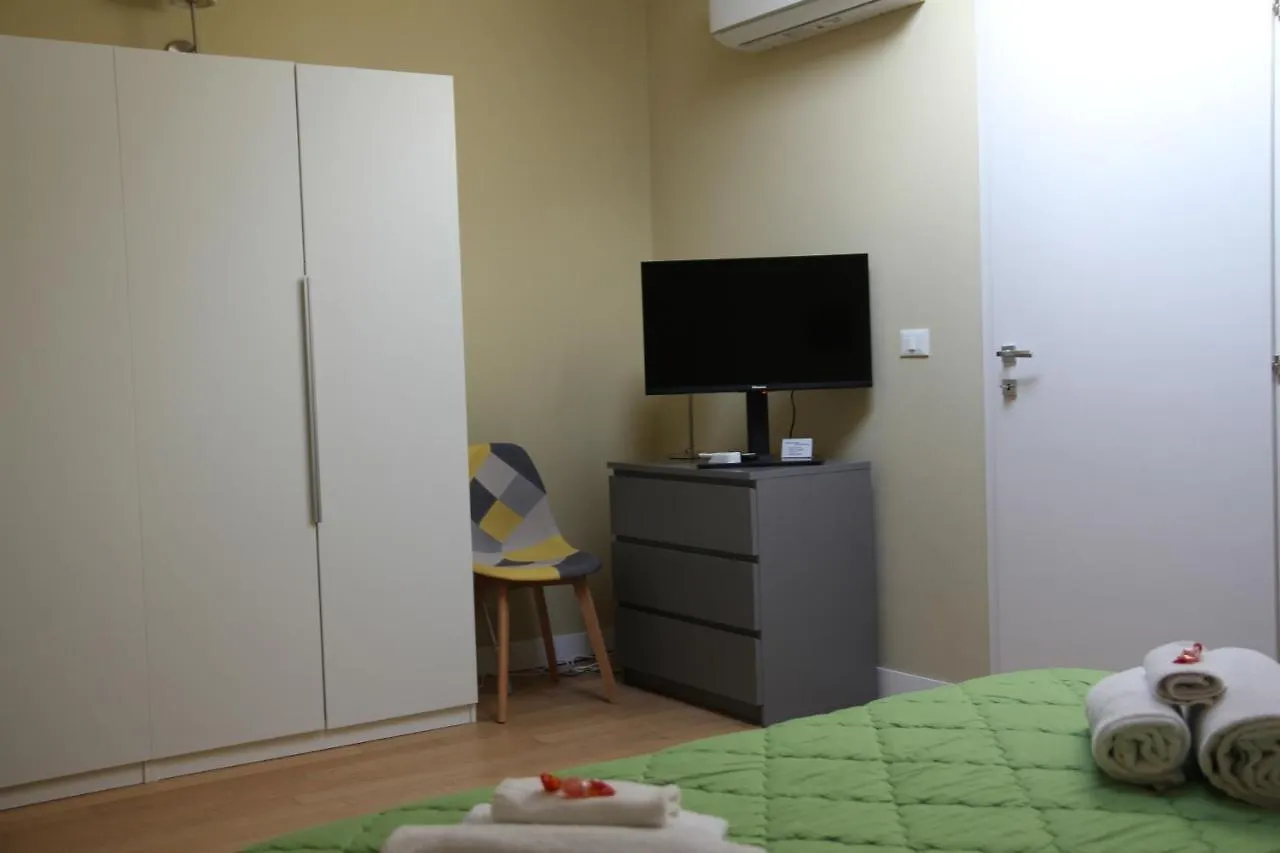 Holiday In Home Suite Archimede Catania Apartment
