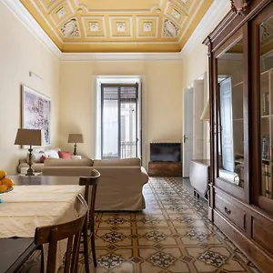 Appartamento Center Historical Building, Aeroporto di Catania Fontana Rossa